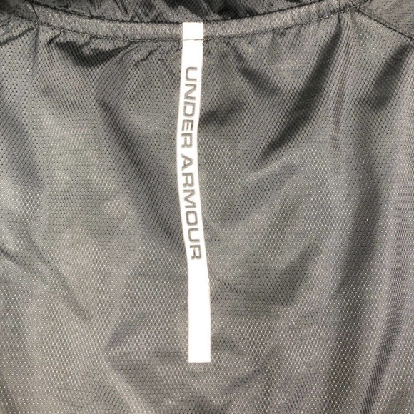 Under Armour Jacket Sz Medium Windbreaker Semi Fitted Black Logo Washington - Picture 12 of 13